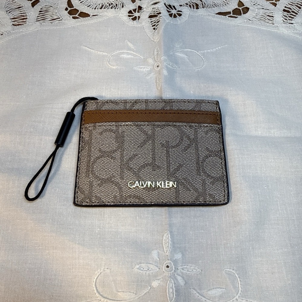 Calvin Klein Slim Card ID Case Keychain Wallet Signature Logo Brown PVC Leather
